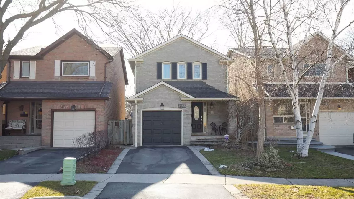 Mississauga, ON L5L 3K8,2458 Grindstone CT