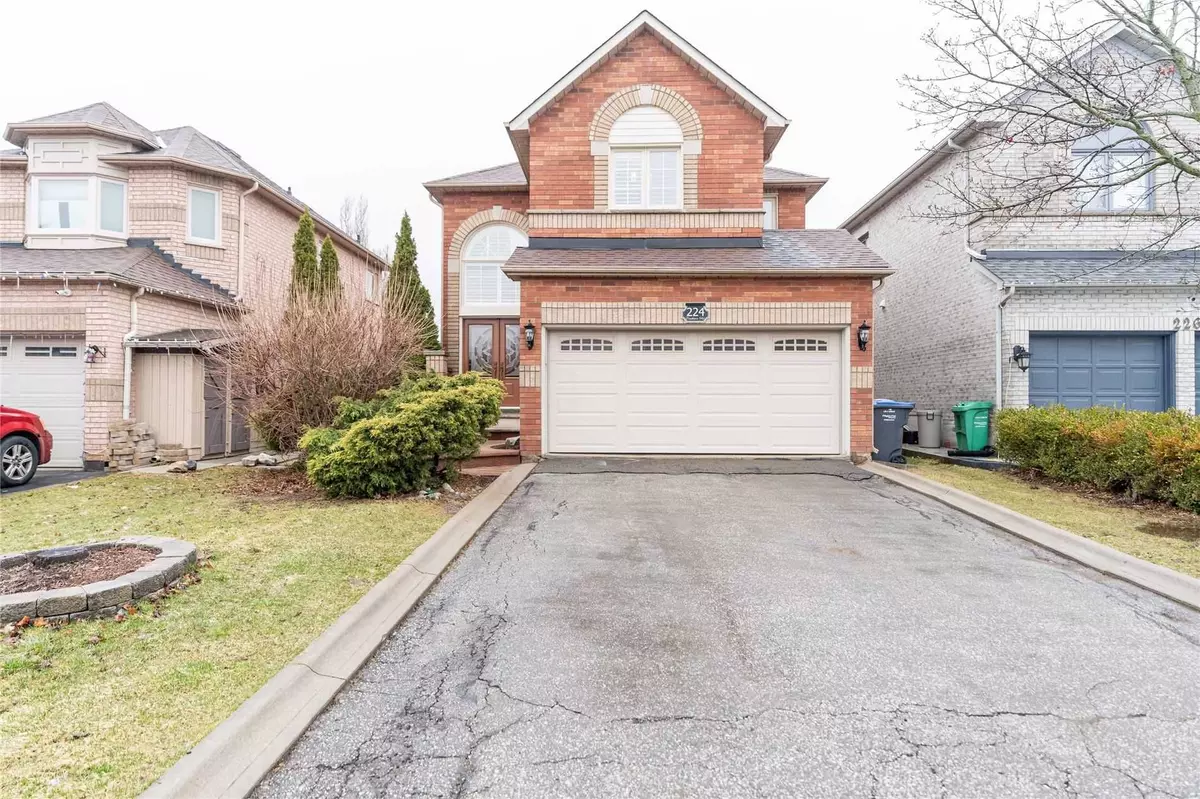 Brampton, ON L7A 1G3,224 Cresthaven RD