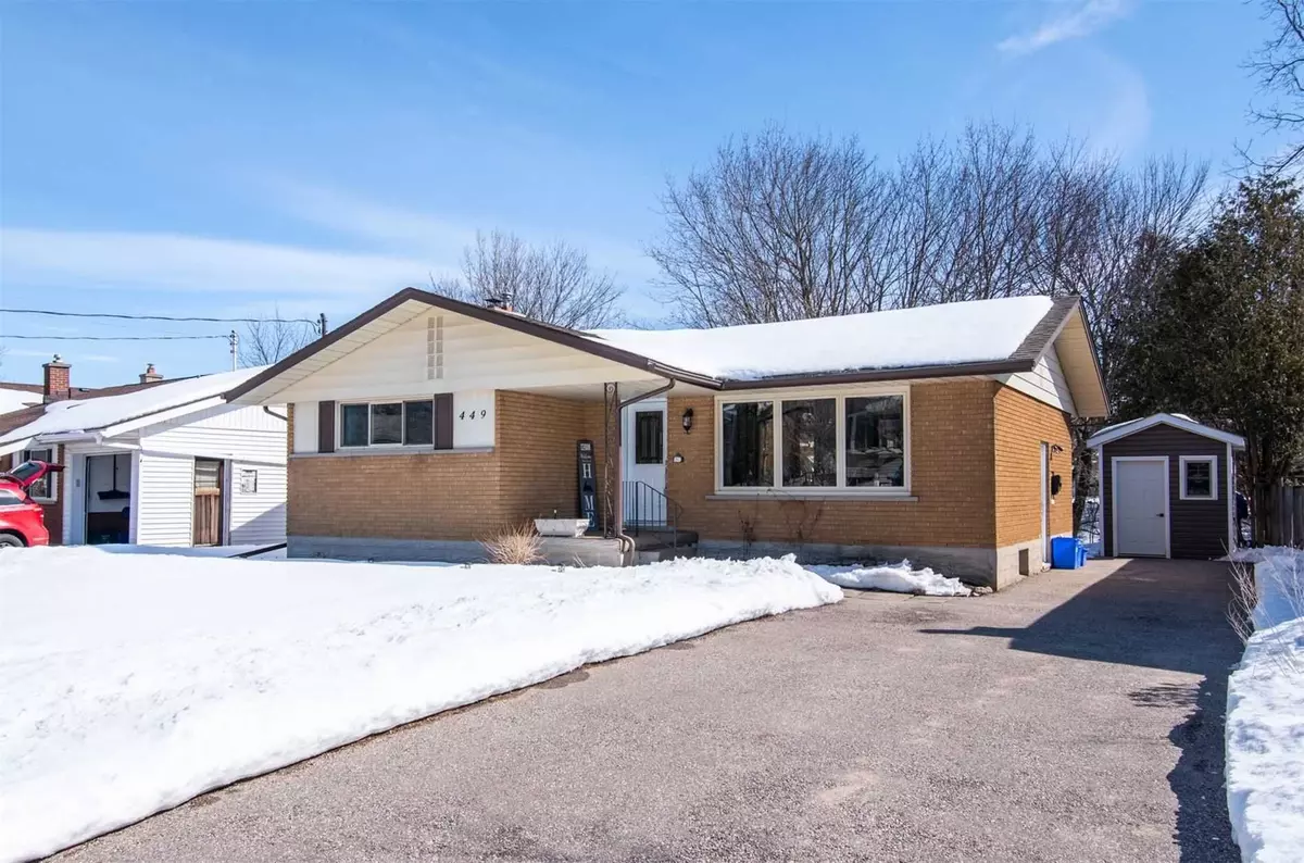 Kitchener, ON N2M 4K5,449 Greenbrook DR