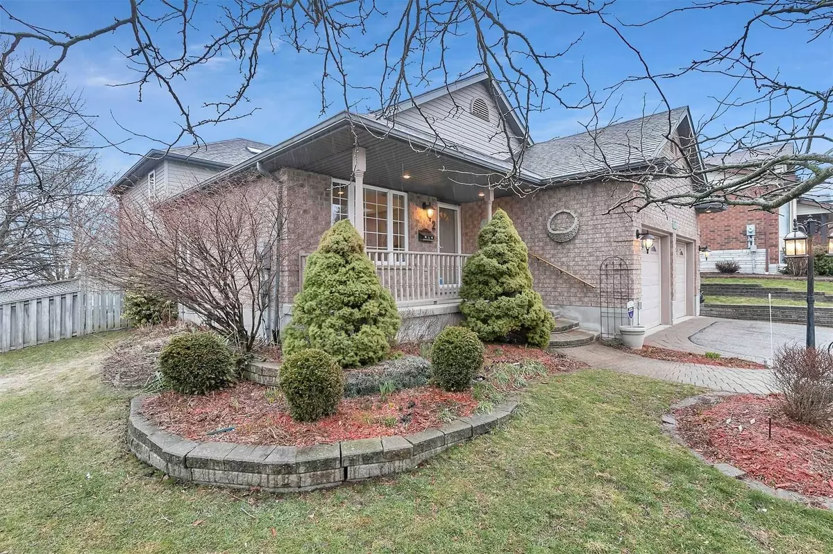 Guelph, ON N1K 1P4,2 Pinnacle CRES