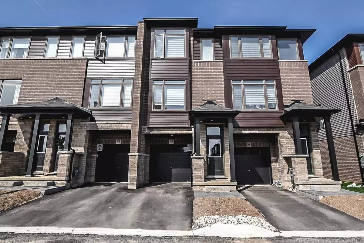 Lincoln, ON L3J 0T4,5000 Connor DR #58