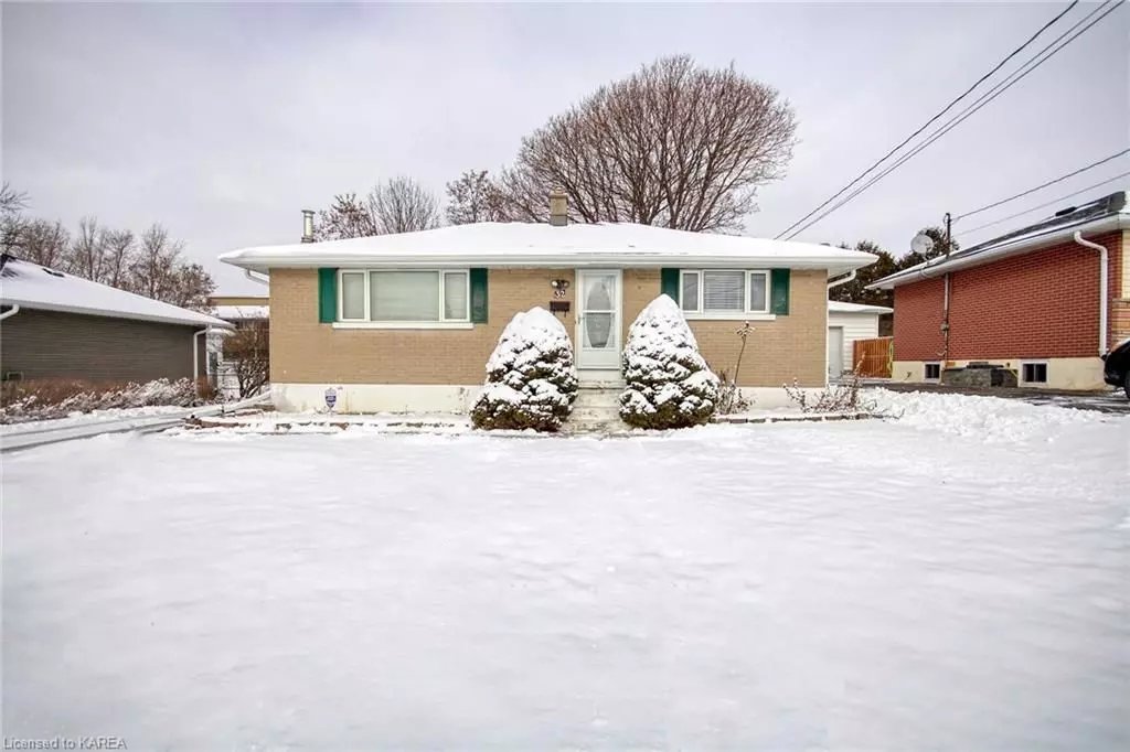 Kingston, ON K7M 4W4,32 CASTELL RD