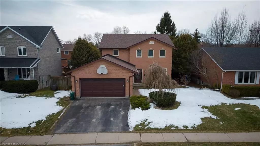 Kingston, ON K7P 2B7,1000 AMBLESIDE CRES