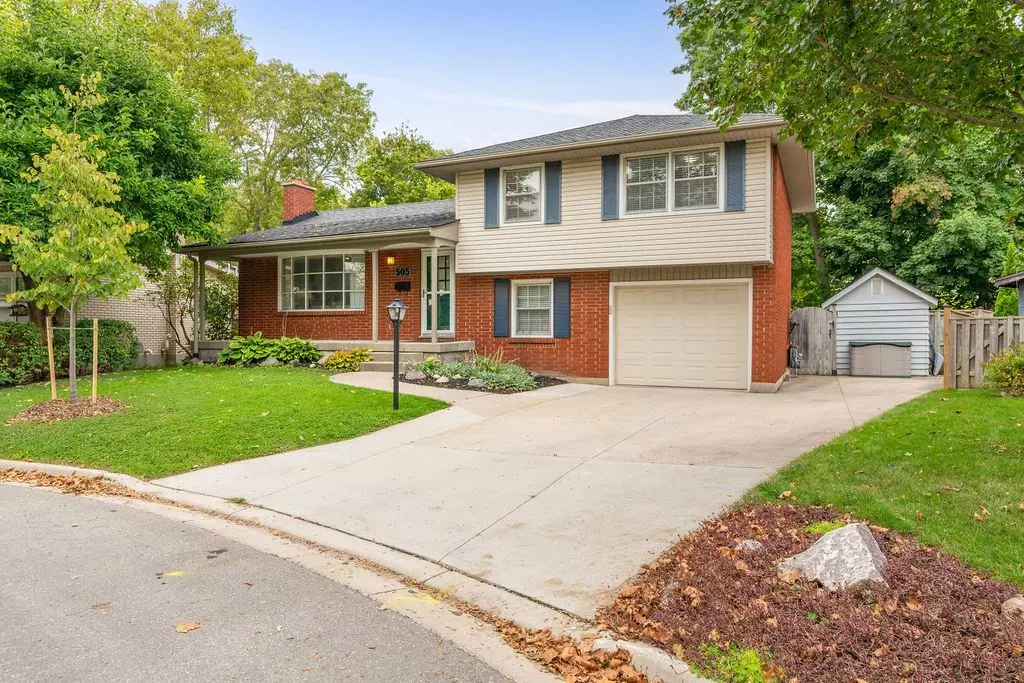 Middlesex, ON N5Y 1K4,505 Regal CT