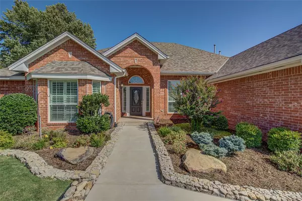 Edmond, OK 73013,13901 Kirkland Ridge