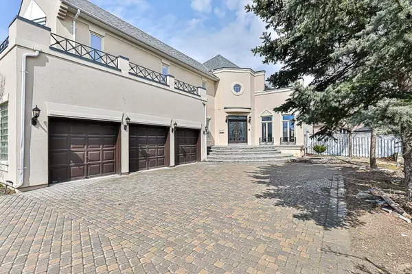 Richmond Hill, ON L4B 3X4,59 Kingmount CRES