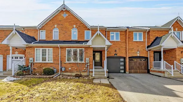 Newmarket, ON L3X 2X9,298 Marble PL