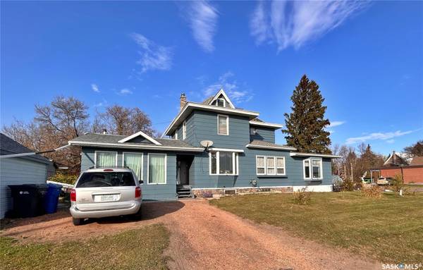 11 Warren STREET, Redvers, SK S0C 2H0