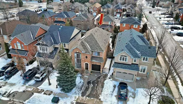 Oakville, ON L6M 3T8,2059 Laurelcrest PL