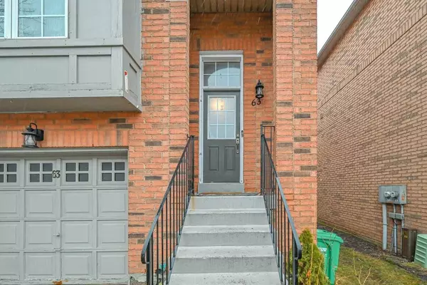 Brampton, ON L6V 4M7,2 Claybrick CT #63