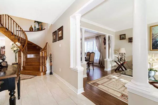 Oakville, ON L6H 6K9,2353 Eden Valley DR