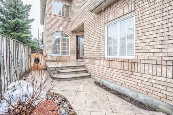 Mississauga, ON L5N 7N9,3168 Oakview RD