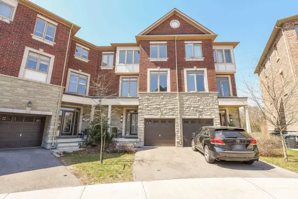 Mississauga, ON L5A 0A7,355 Ladycroft TER