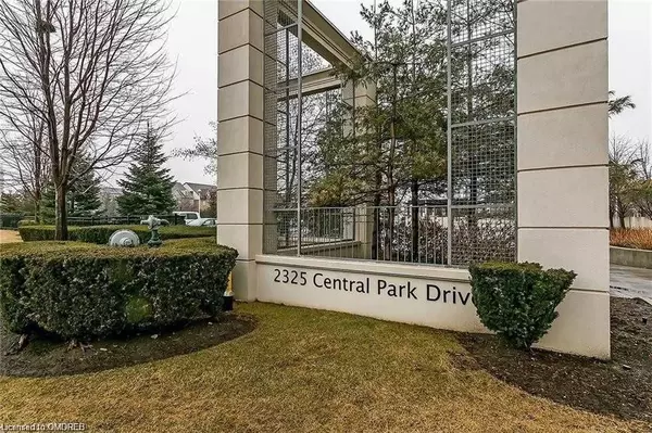 Halton, ON L6H 0E2,2325 Central Park DR #208