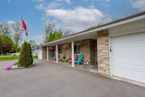 Prince Edward County, ON K0K 1L0,21568 Loyalist Pkwy