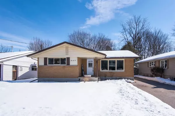 Kitchener, ON N2M 4K5,449 Greenbrook DR