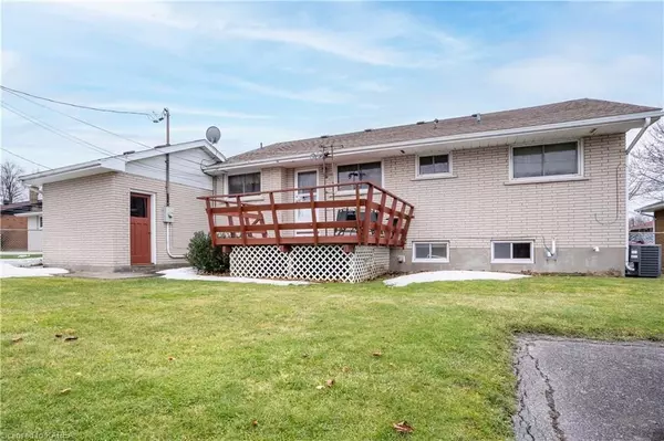 Kingston, ON K7M 3C4,122 SMITHFIELD CRES