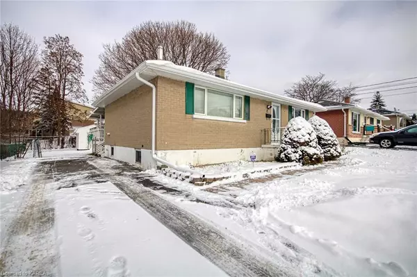 Kingston, ON K7M 4W4,32 CASTELL RD