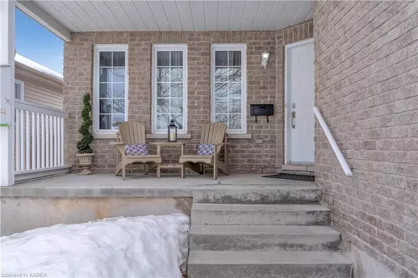 Frontenac, ON K7P 3C5,992 REDWOOD CRES