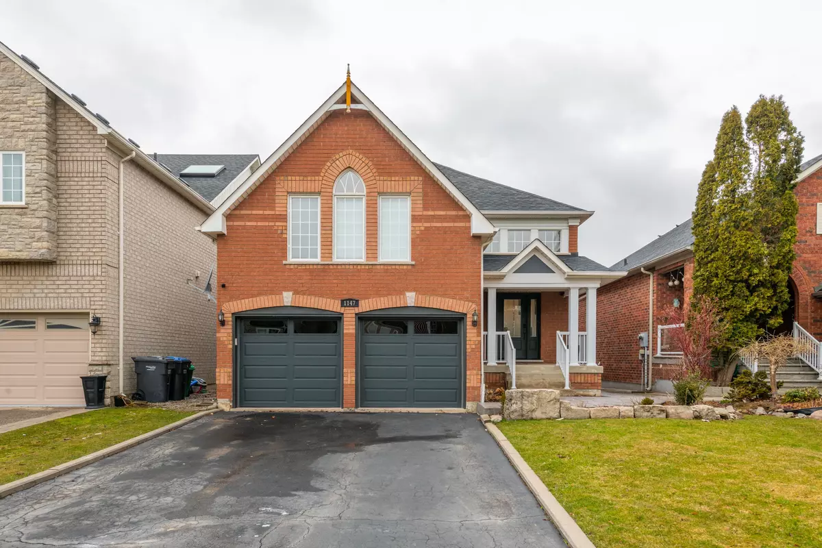 Mississauga, ON L5W 1C4,1147 Carding Mill PL