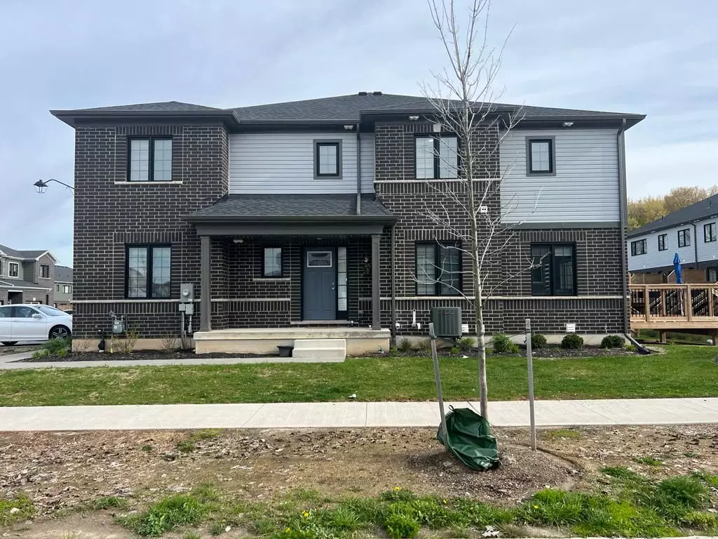 Waterloo, ON N2R 0P8,500 Woodlea CT