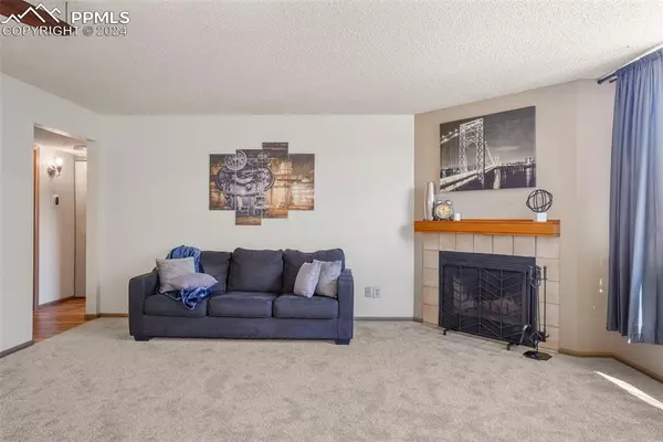 Lakewood, CO 80227,5702 W Asbury PL #102