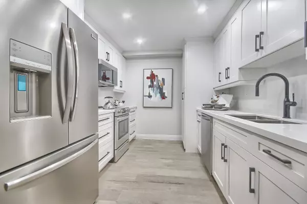 Toronto C07, ON M2R 3T1,131 Torresdale AVE #1101