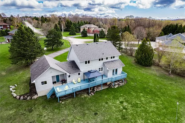 Oro-medonte, ON L3V 7Z6,12 Sunset CRES