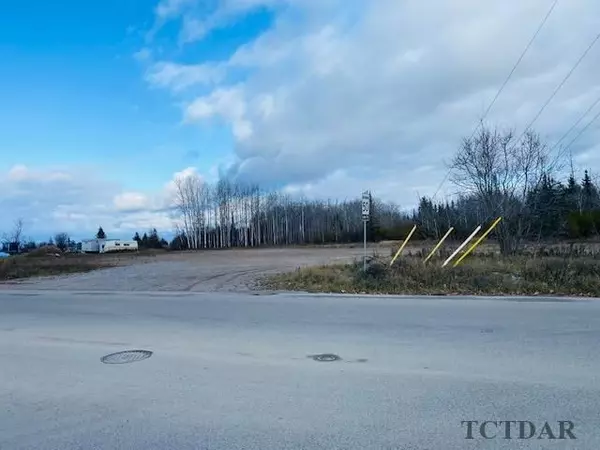 Kapuskasing, ON P5N 2B6,PT LT 20 CON 15 O'BRIEN TWP RD