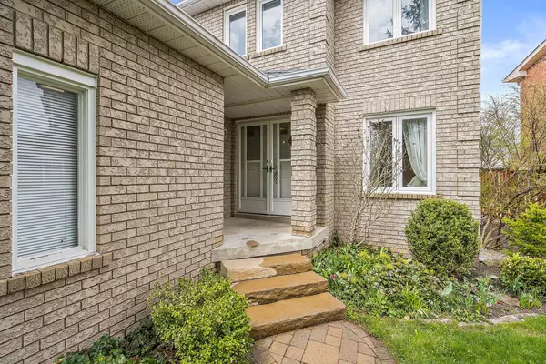 Halton Hills, ON L7G 5N2,30 Killaloe CRES