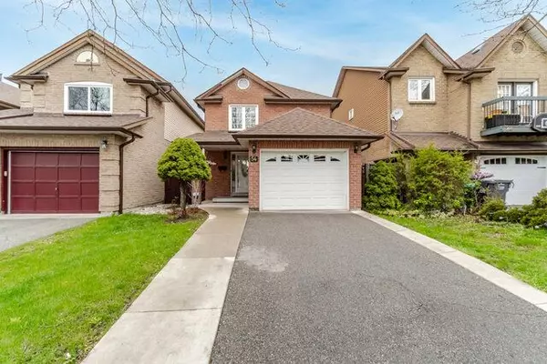 Brampton, ON L6X 1M5,54 Garden AVE N