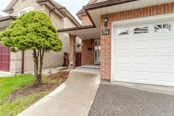 Brampton, ON L6X 1M5,54 Garden AVE N