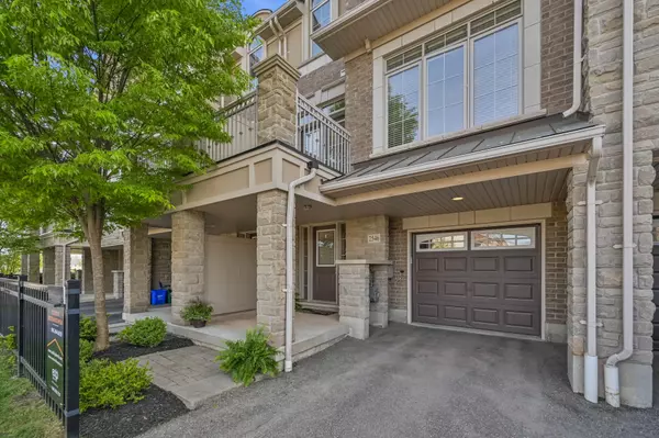 Oakville, ON L6M 0S4,2546 Grand Oak TRL