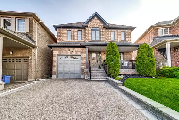 Oakville, ON L6M 5J5,2248 Crestmont DR