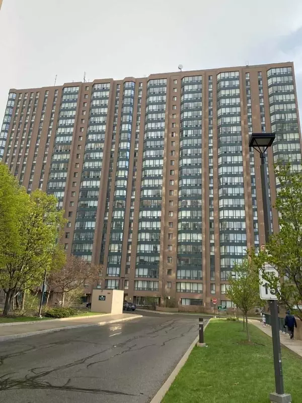 Mississauga, ON L5B 3Z2,155 Hillcrest AVE #1413