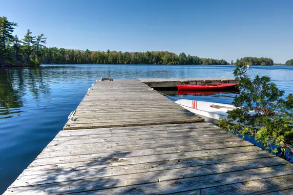 Rideau Lakes, ON K0G 1X0,1 Scott Island RD