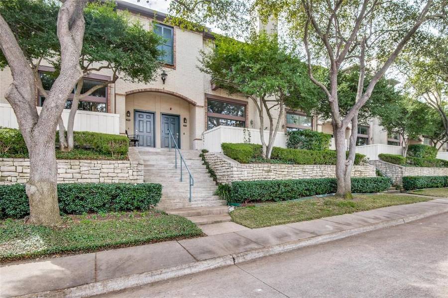 5950 Lindenshire Lane #404, Dallas, TX 75230