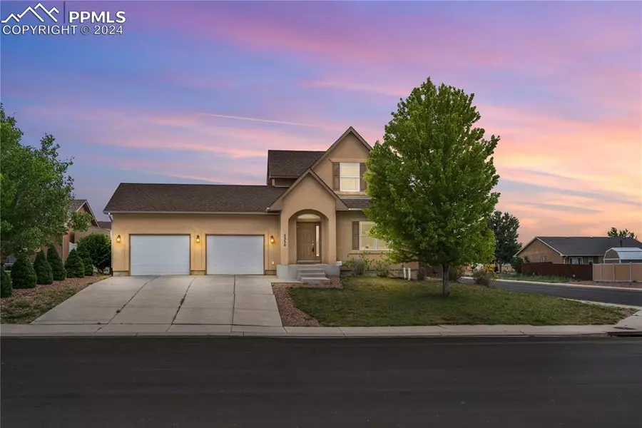 2330 Inspiration LN, Pueblo, CO 81008