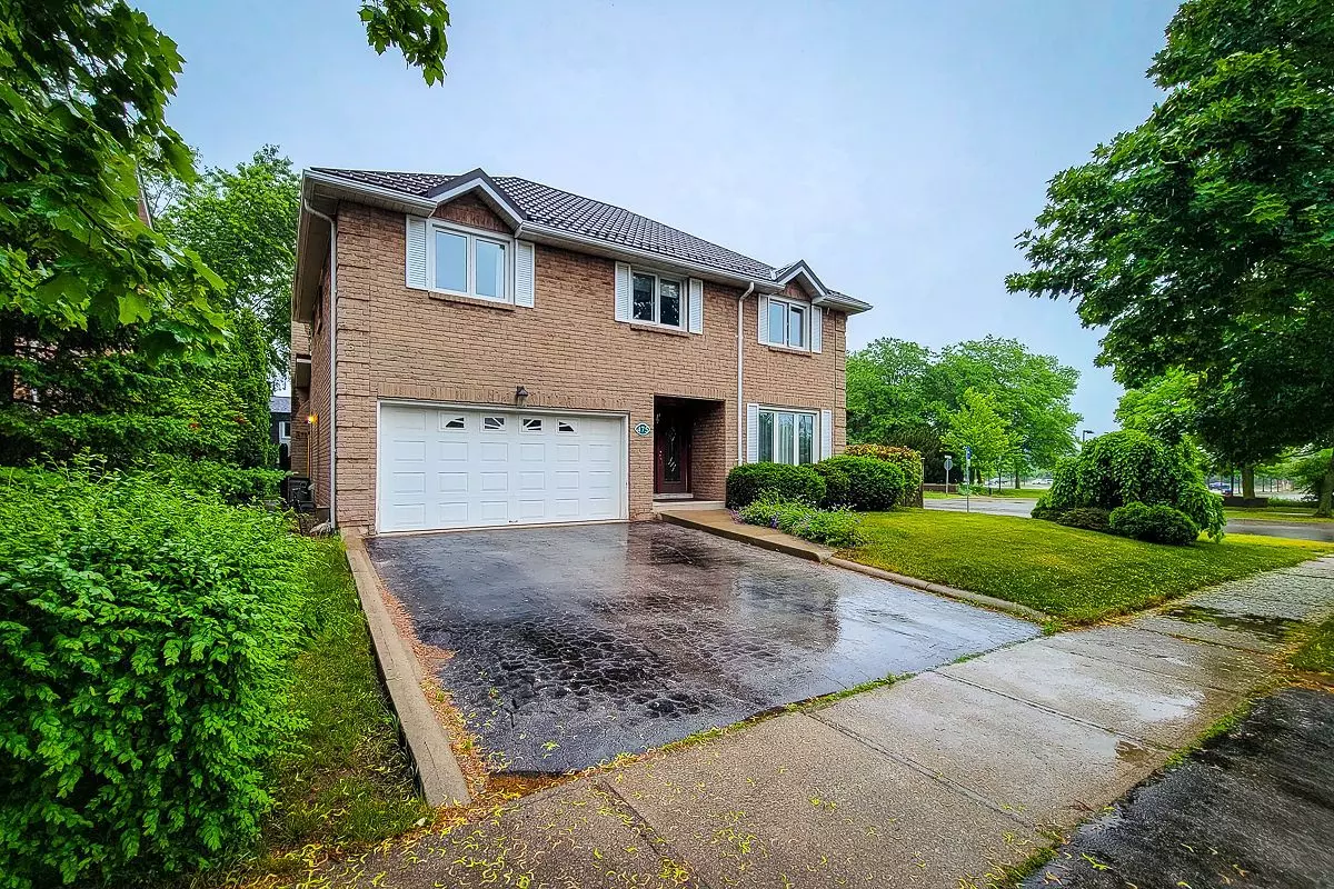 Oakville, ON L6L 5P1,475 Underwood CRES