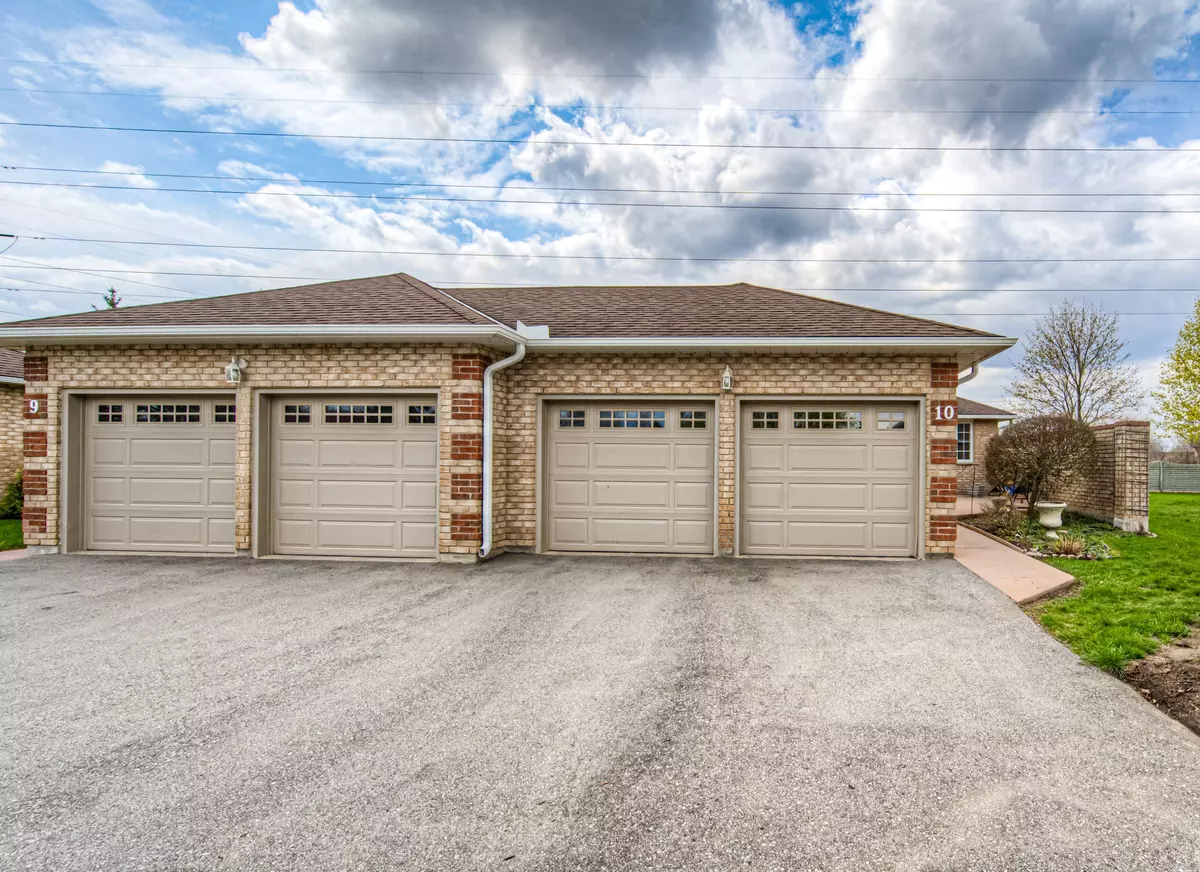 Cambridge, ON N1T 1P5,75 Beasley CRES #10