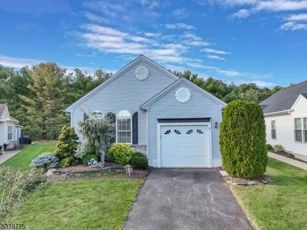 13 Gabriella Cir, Manchester Twp., NJ 08759