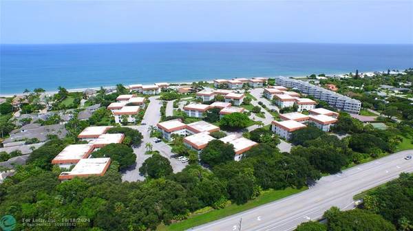 Vero Beach, FL 32963,5400 Highway A1A  #D31