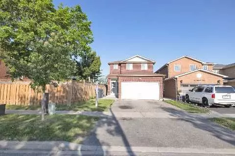 Brampton, ON L6Z 4N3,39 Metzak DR