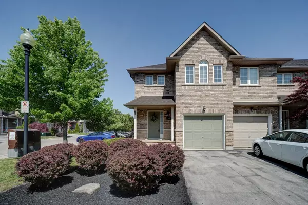 Halton, ON L7M 5B8,4055 Forest Run AVE #45