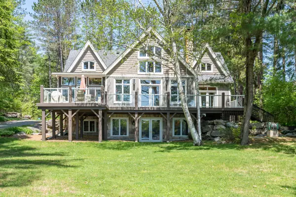 Lake Of Bays, ON P0B 1A0,1016 Browns LN