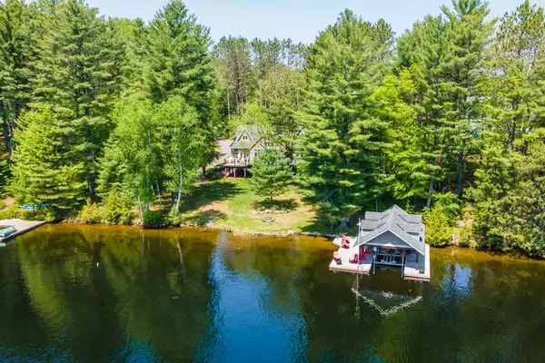 Lake Of Bays, ON P0B 1A0,1016 Browns LN