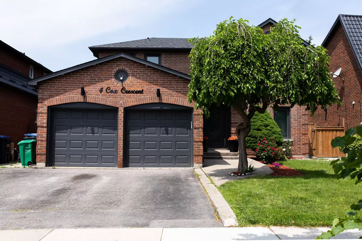 Brampton, ON L6X 3H1,4 Cox CRES