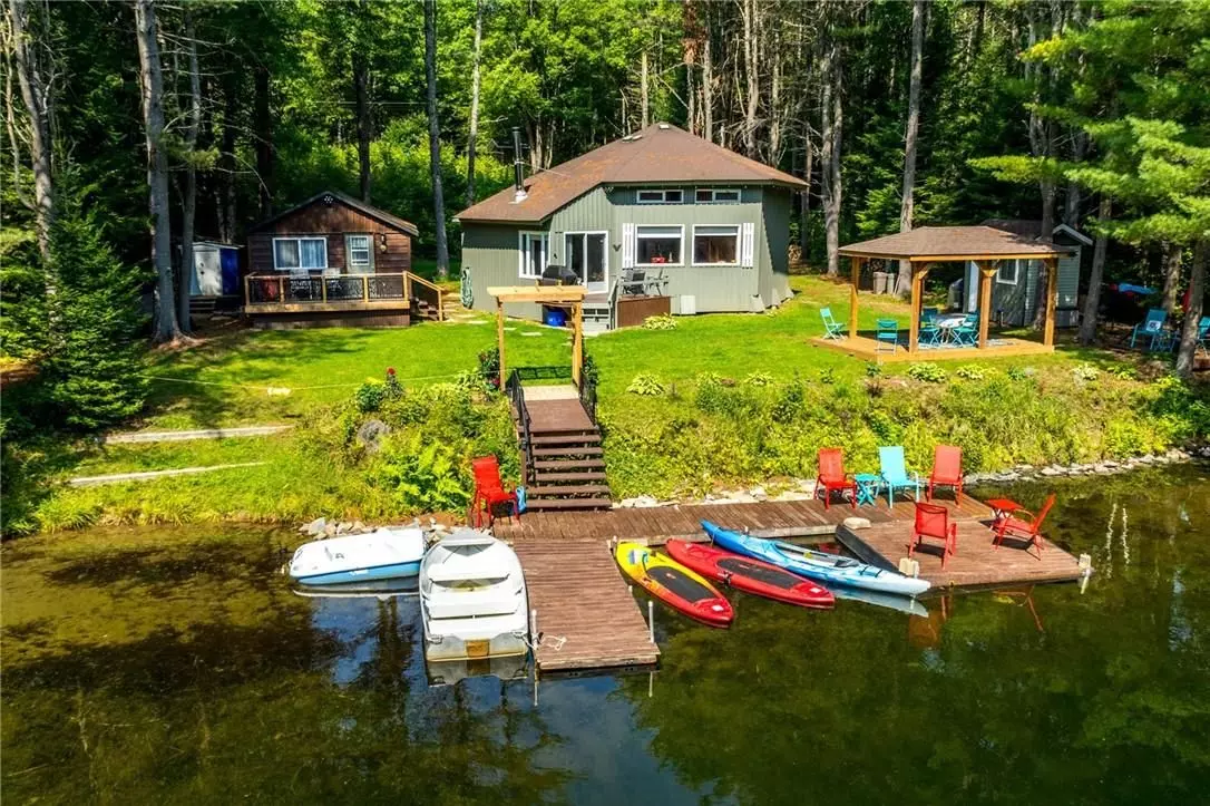 Kawartha Lakes, ON K0M 2L0,23 Hoskin RD