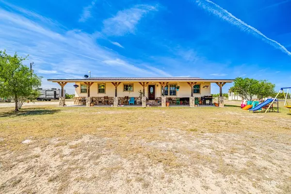 2280 Bull Run Rd, Mertzon, TX 76941