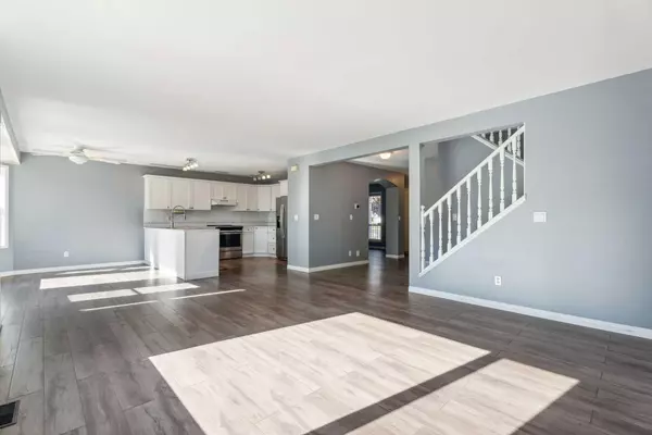 Calgary, AB T3A 5P4,9748 Hidden Valley DR NW